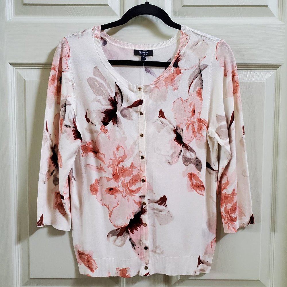 NWT Premise Studio Floral 3/4 Sleeve Cardigan Size Medium